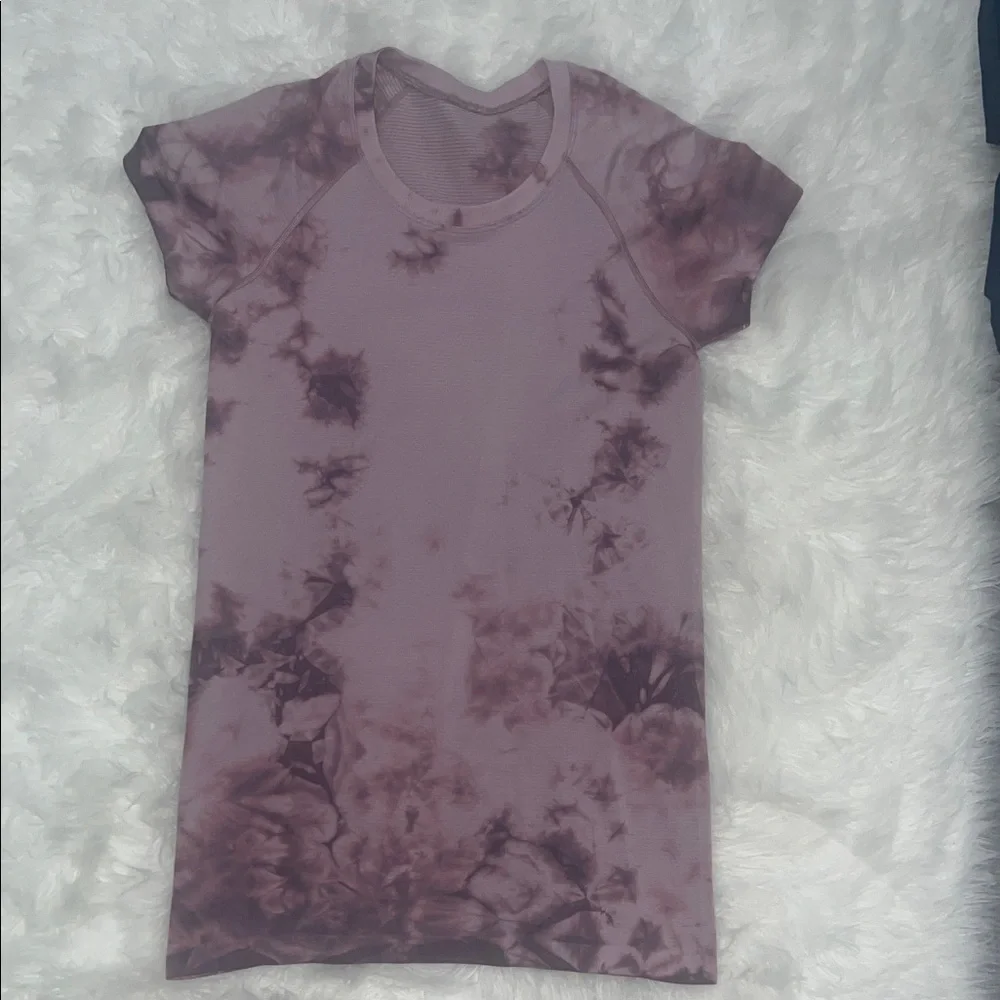 Lululemon Swiftly Tech Short Sleeve Shirt 2.0 Marble Dye Vintage Plum